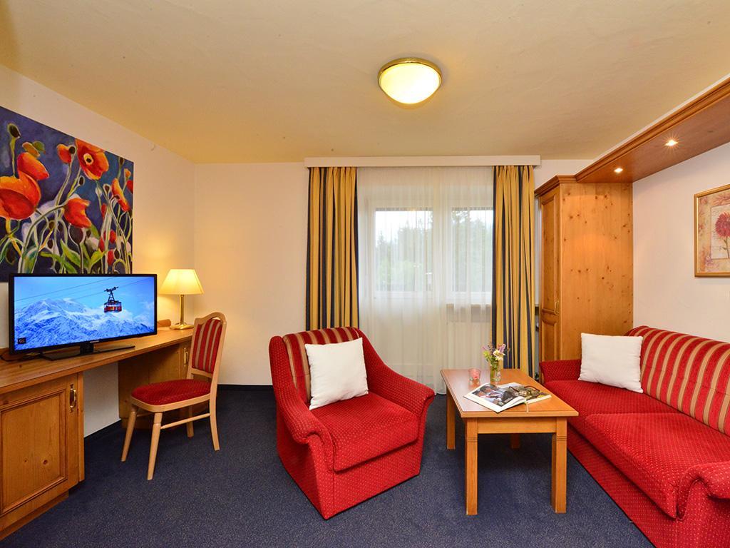 Hotel Wagner รีซแลร์น ภายนอก รูปภาพ