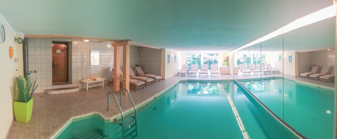 Hotel Wagner รีซแลร์น ภายนอก รูปภาพ